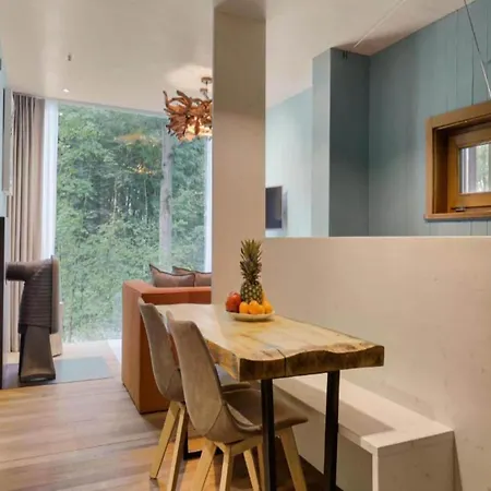 3-level With Rooftop Holiday home *