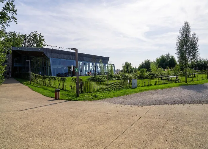 3-level With Rooftop