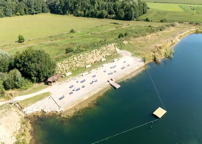 3-level With Rooftop